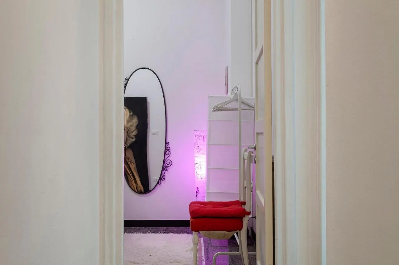 Fantastic House Near The Station Free Parking Apartment Genoa