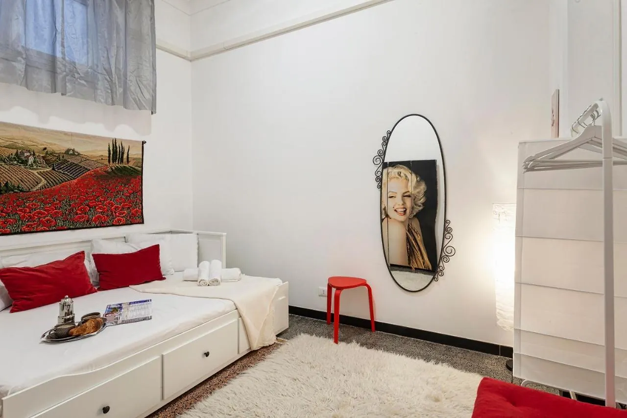 Fantastic House Near The Station Free Parking Apartment Genoa